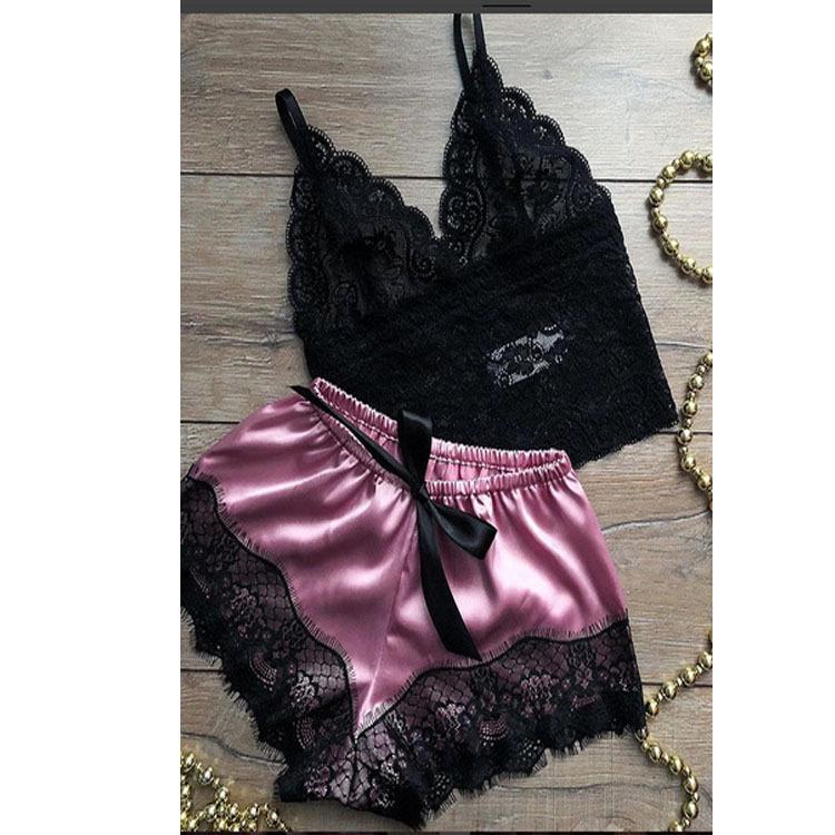 

Пижамный комплект с кружевной отделкой: Модная и удобная домашняя одежда S фиолетовый