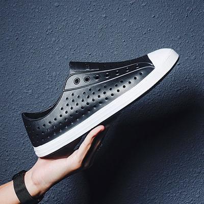 Summer Beach Shoes New Fashion Couple Hole Shoes Soft Bottom Slippers Outdoor Hollow One Word