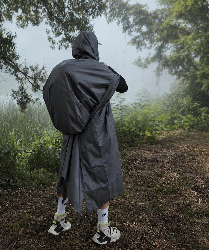 HOLIDAY Camping Backpacking Raincoat Raincoat Ultralight Poncho Tarp