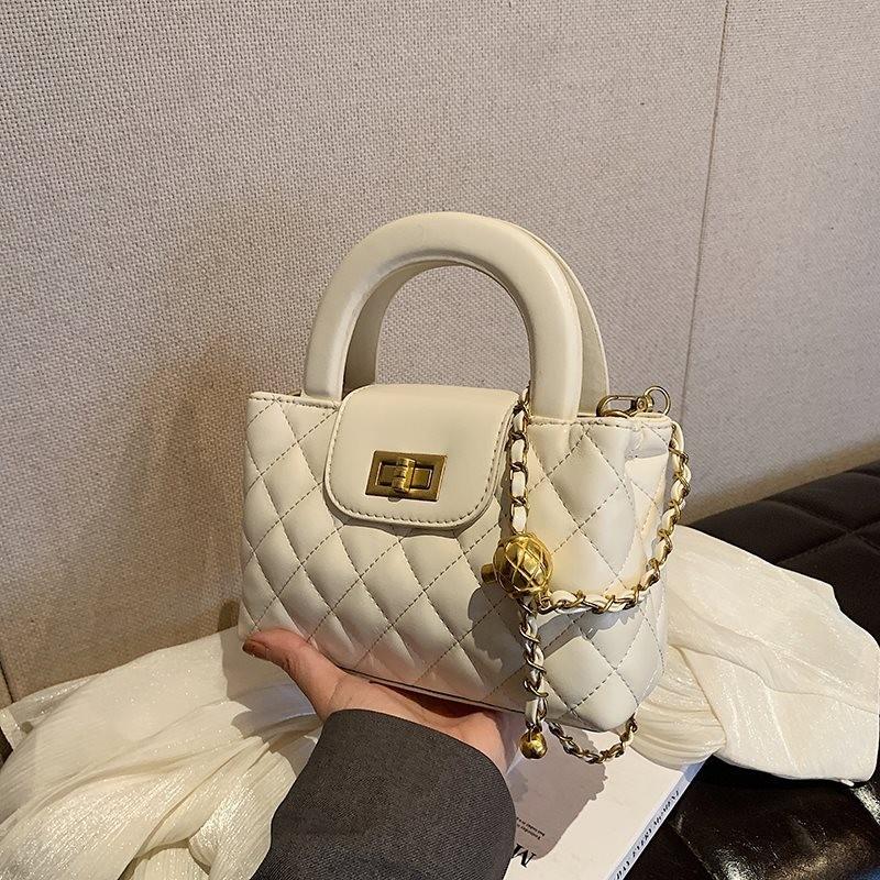 

Trendy And Fashionable Pu Leather Shoulder Bag For Women Perfect For Commute белый