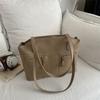 Large Capacity Soft Leather Casual Underarm Shoulder Tote Bag Vintage Commuter Handbag For Women