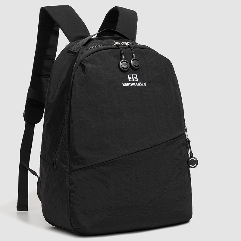 Lightweight Outdoor Sports Backpack for Men and Women Casual Travel Nylon Bag with Arc Shoulder Straps Dual-tone Available