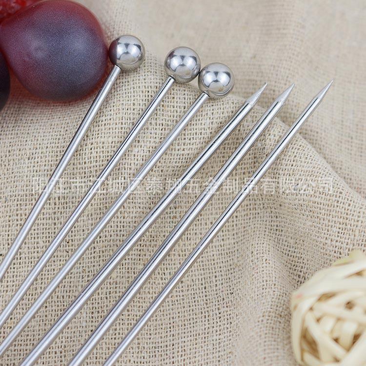 Nerezové dekorativní koktejlové párátka, vidličky na olivy a ovoce do Martini