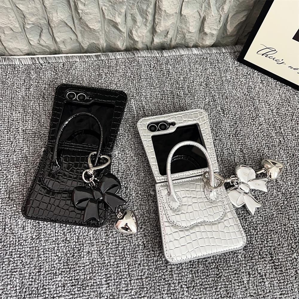 For Samsung Galaxy Z Flip7 FE 5G/Z Flip6 5G Case Handbag Crocodile Texture Leather+PC Phone Cover with Bow Heart Pendant