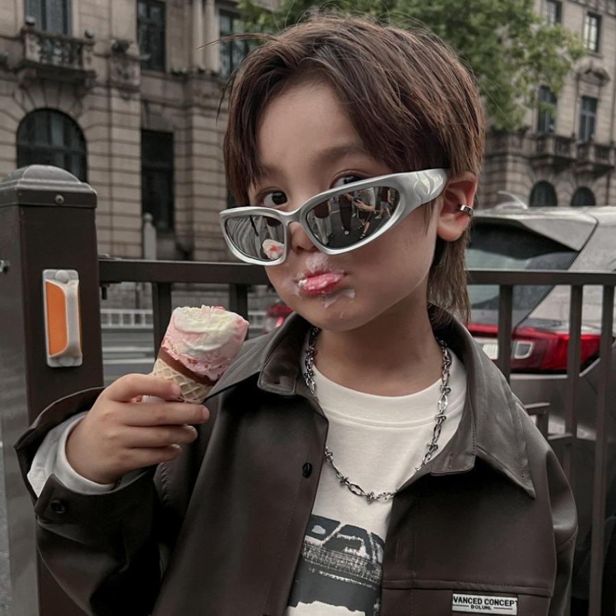 Kids' Trendy Sunglasses: Stylish Boys' & Girls' 2023 Versatile T-Stage Glasses