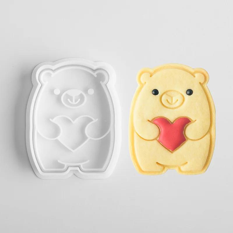 PLA Plastic 3D Cartoon Bear Cookie Mould Valentine's Day Love Baking Mould Fondant Biscuit Cutter Cake Decorating Accessories