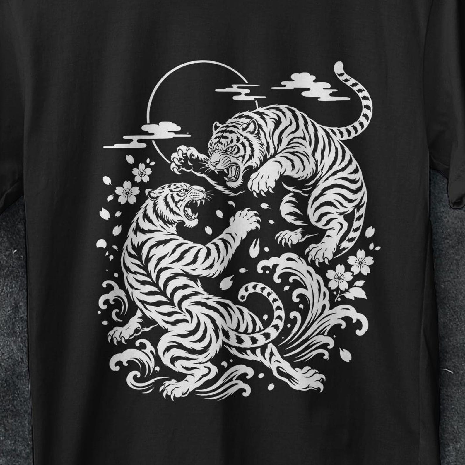 Japanese tiger, Japanese Fighting Tigers Tee, 90s Grunge t shirt, Roaring Tiger shirt, Aesthetic Shirt, Vintage Tattoo, Graphic Shirt Retro S