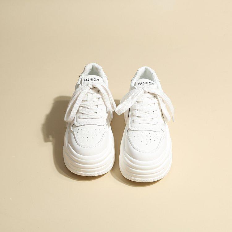 Inner height-increasing women's shoes leather 2025 spring new versatile thick-soled small man black and white muffin white shoes women's board shoes