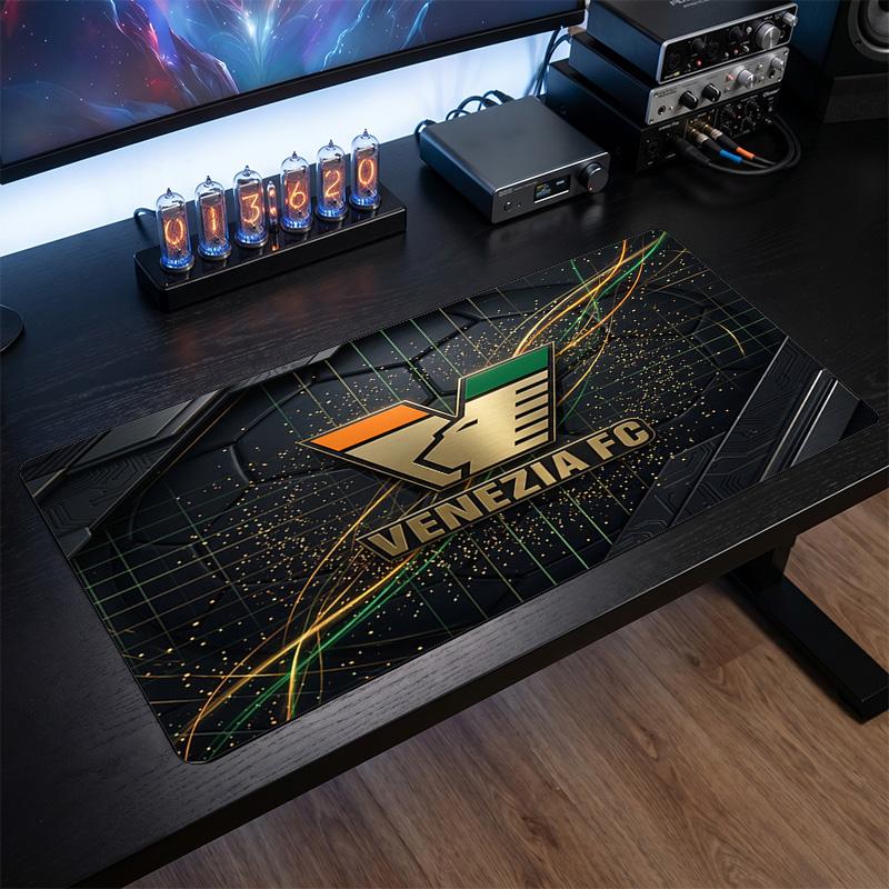 Venezia FC Football Print Large Mouse Pad, Anti-Slip Extended Gaming Desk Mat for Office Home