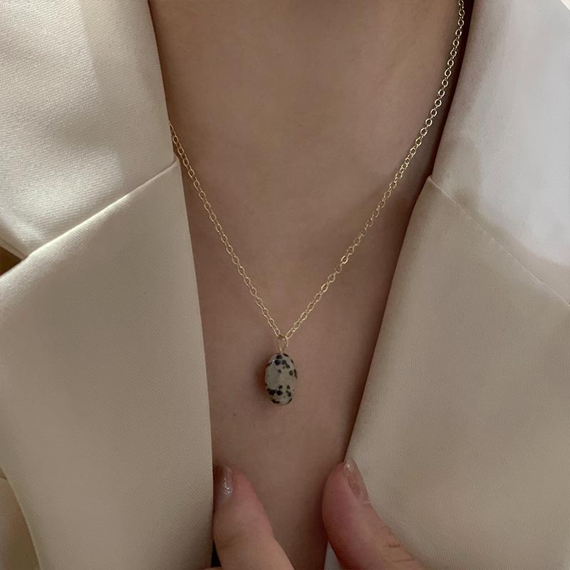 2023 Double-Layer Retro Pearl Necklace for Women - Luxury High-End Design Clavicle Chain