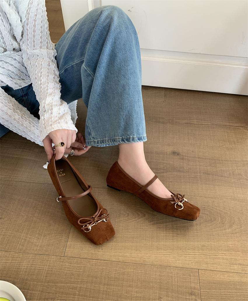 

Bow flat-soled ballet shoes women s soft-soled autumn 2025 new four-season shoes square head light mouth single shoes 39 светло-коричневого