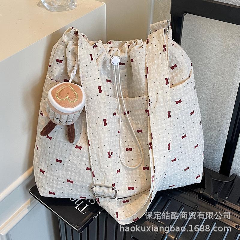 Canvas Bag Women's Large Capacity 2025 New Summer Versatile Casual Shoulder Messenger Bag College Student Class Tote Bag