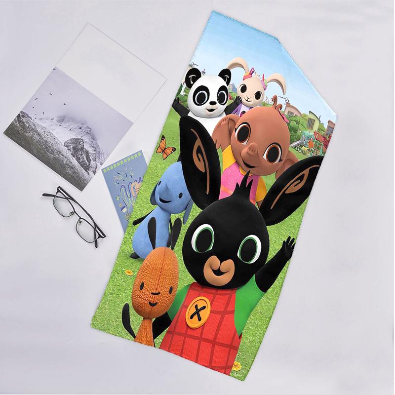 Bunny Fashion Beach Towel: Ideal for Summer Adventures Soft, Absorbent and Quick Drying Suitable for Swimming and Bathing