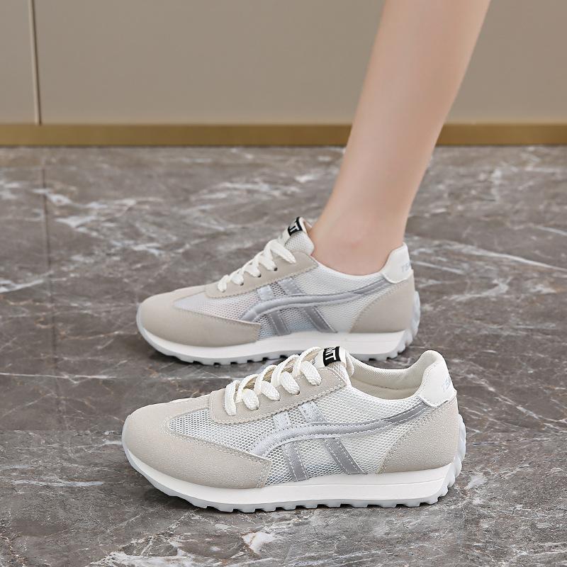 Is the new Forrest Gump shoes women's summer student sports running shoes casual shoes platform heightening shoes F-