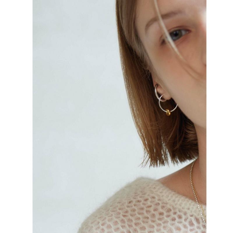 Herbst und Winter Beliebter Schmuck Mode Einfaches Temperament Gold- und Silberfarbene Kombination Kreis Ohrstecker Persönlichkeit Einzigartig Leichter Luxus Ohrringe