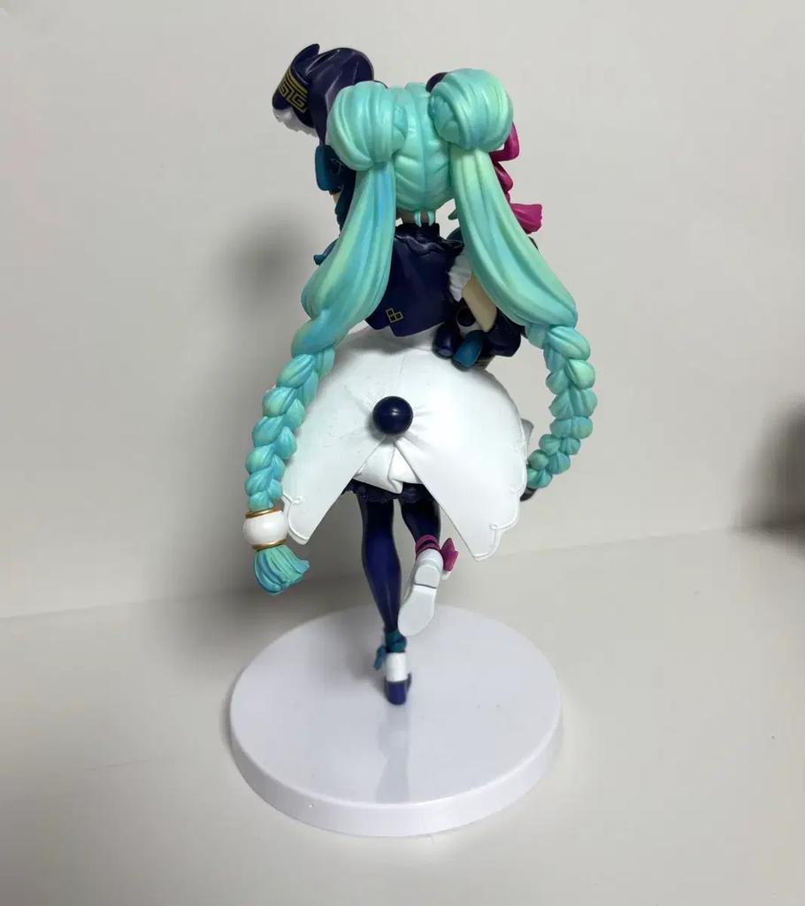 Hatsune Miku Modern China Figure Box Packaging Used