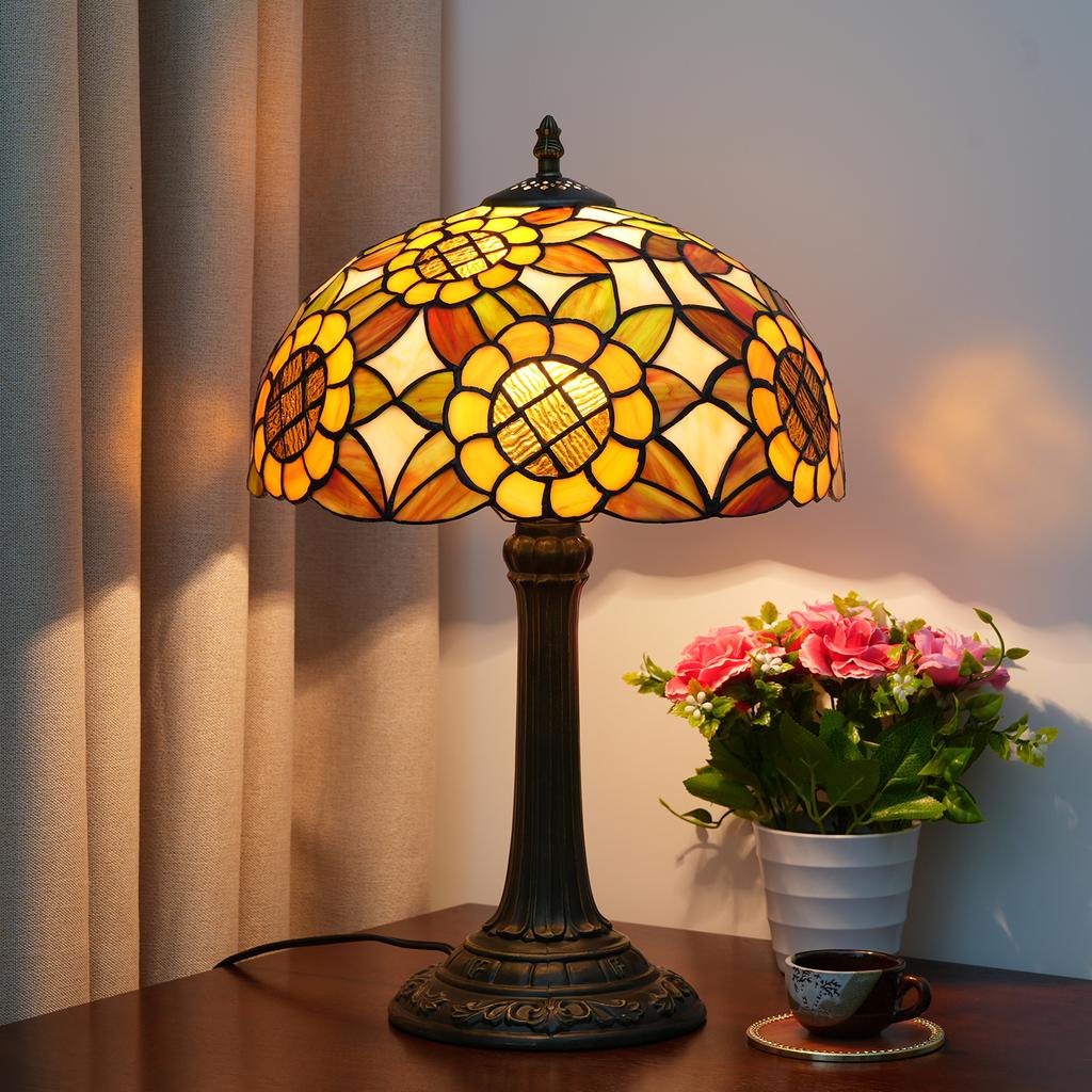 Retro Country Style Stained Glass Desk Light Home Decor Mediterranean Bedroom Bedside Table Lamp Restaurant Bar Cafe Night Light