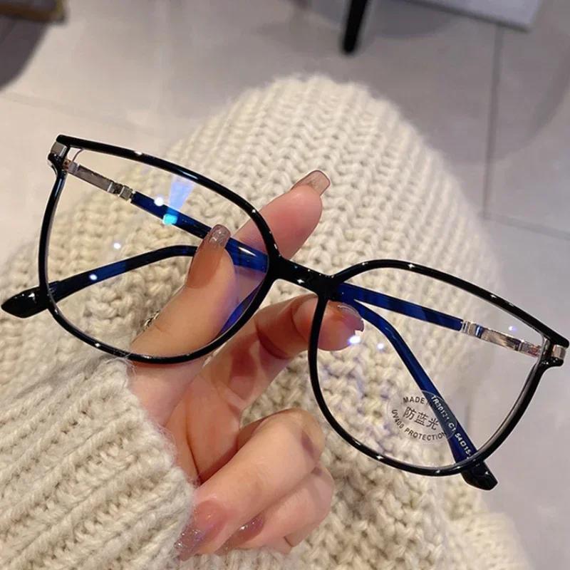 Unisex Stylish Trendy Presbyopia Luxury Diamond Design Presbyopia Reading Glasses Men Women New Cat Eye Far Sight Glasses