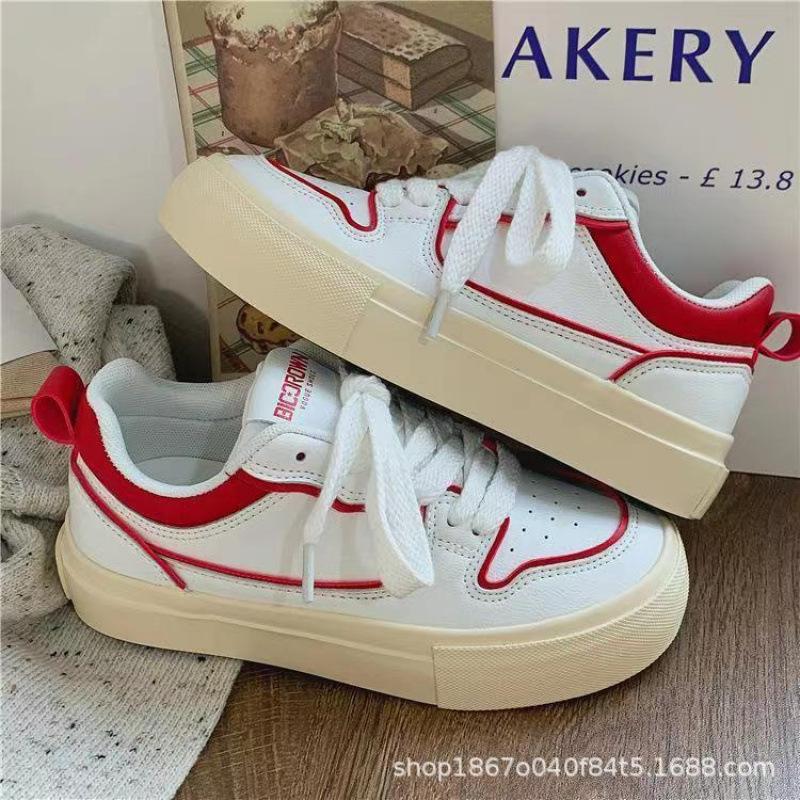 

Женские туфли на толстой подошве с большим носком, лето 2025, женская обувь, увеличивающая рост, дышащая, повседневная, спортивная обувь, популярная уличная белая обувь 40 красный