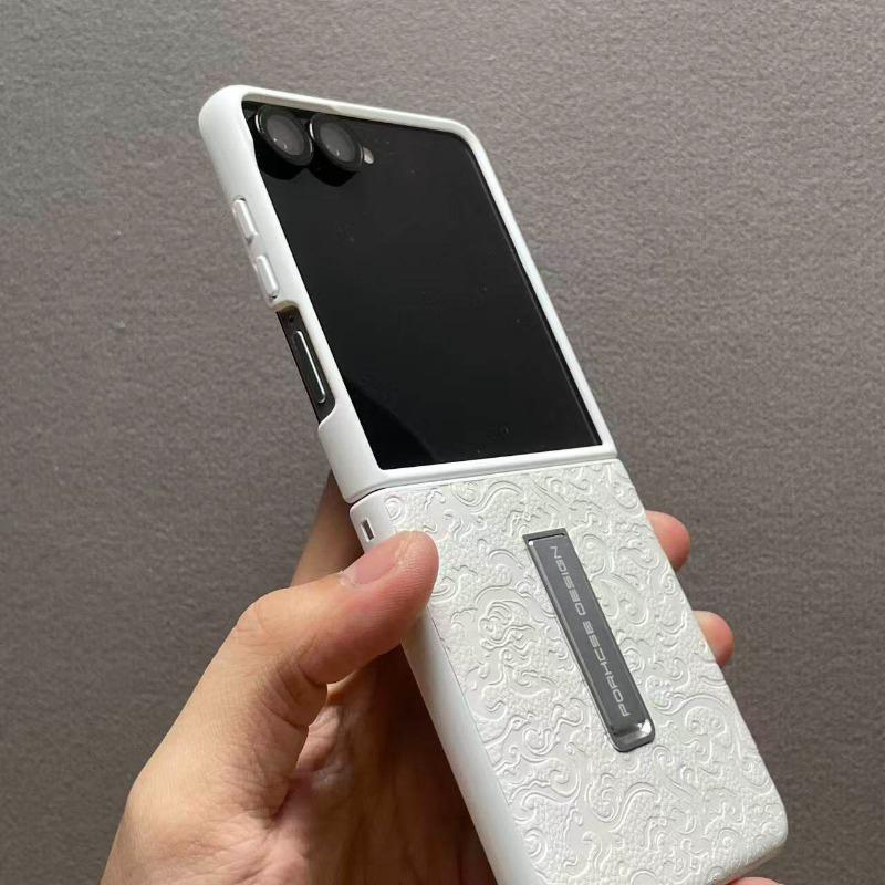 For Samsung Galaxy Z Flip 7 Case Fashion Flower Print Texture PU Leather With Bracket Phone Cover Non-Slip Dustproof Bumper