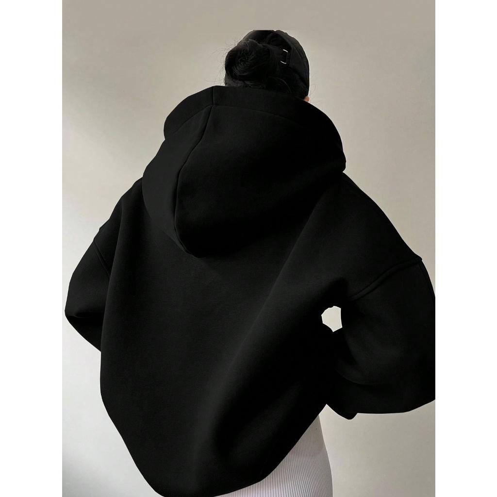 Autumn and Winter Women's Sportswear Solid Color Long Sleeved Hooded Solid Color Loose Sweatshirt