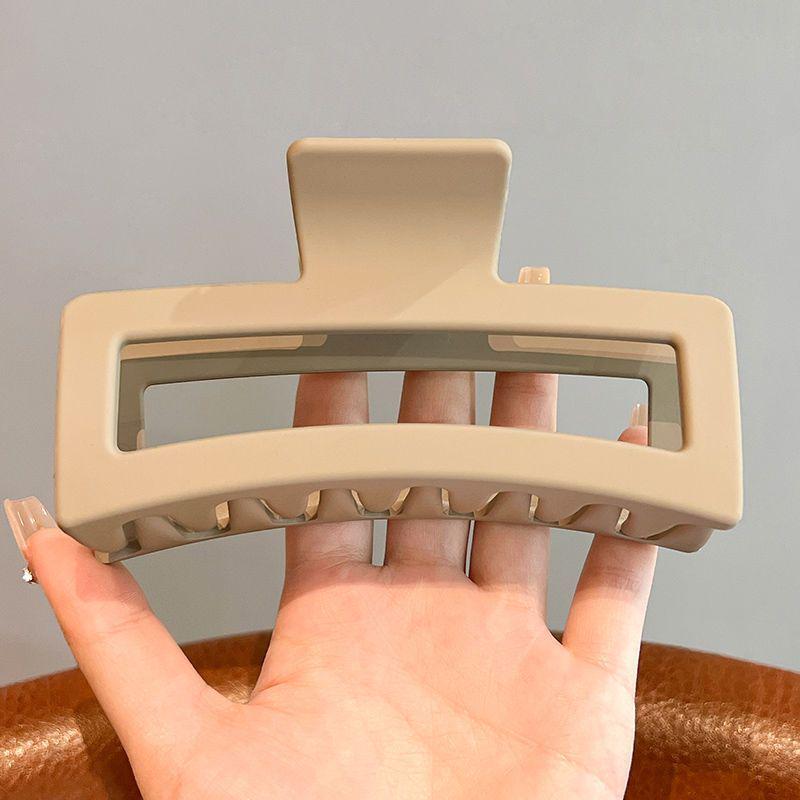 

Large 13cm Square Shark Clip for Women s Hair Volume, High Elasticity, Strong Grip, Back of Head Fixation. Local Yiwu Negotiable