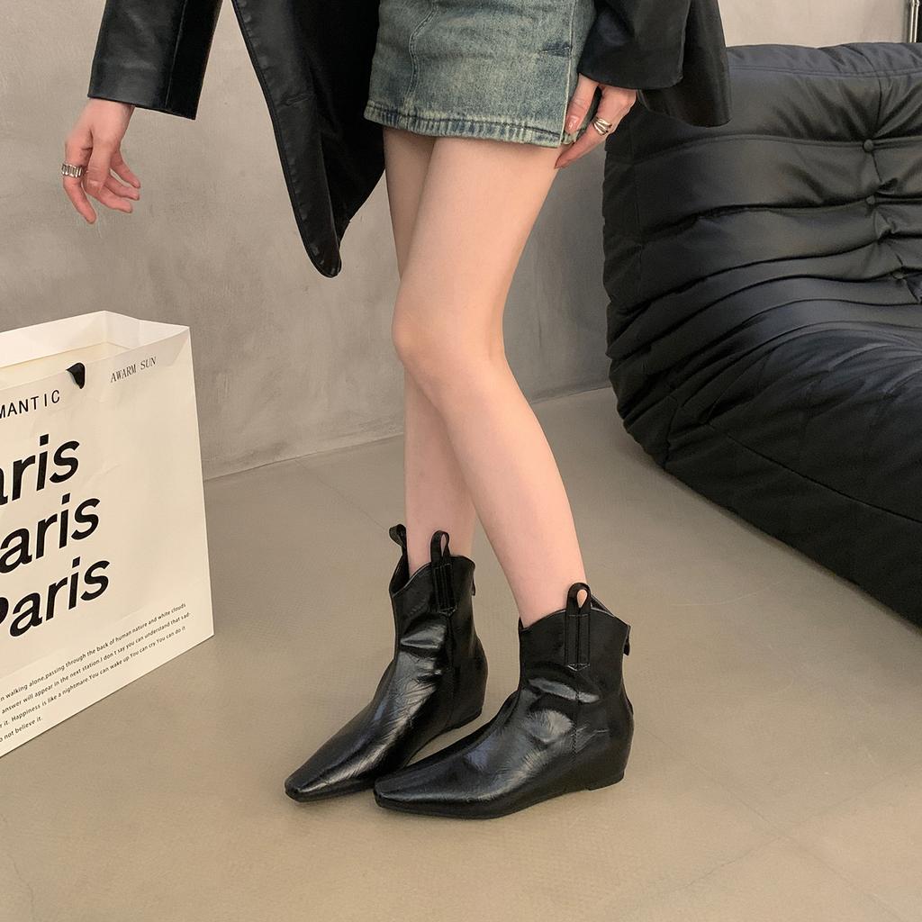 French retro pointed V-mouth inner heightening western boots women's 2025 autumn new high-end pleated Chelsea boots