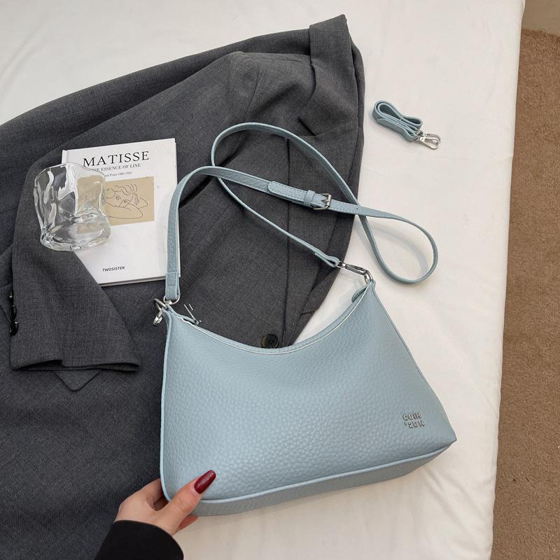 One shoulder messenger bag women's bag 2025 new summer tote bag large capacity dumpling bag