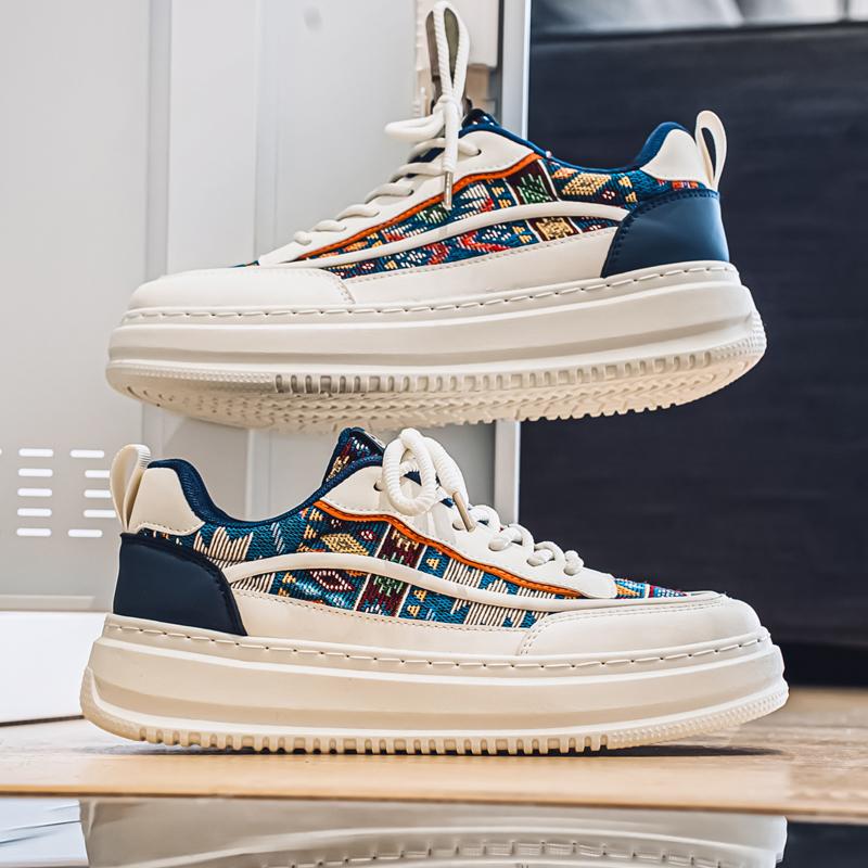 Neue Herren-Skateboardschuhe im klassischen Stil mit niedriger Spitze und dicker Sohle, bequeme Basketball-Sneakers mit weicher Sohle