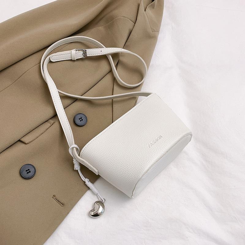 

Новая модная универсальная наплечная сумка-мессенджер, высококлассная, однотонная, повседневная, простая наплечная сумка-мессенджер, женская no pendant белый