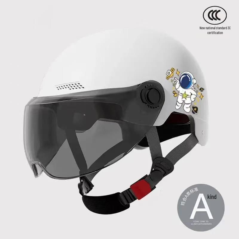 

3C Certified, Adjustable, All-Season Motorcycle Helmet: Lightweight, Breathable, Sun-Protective for Men and Women