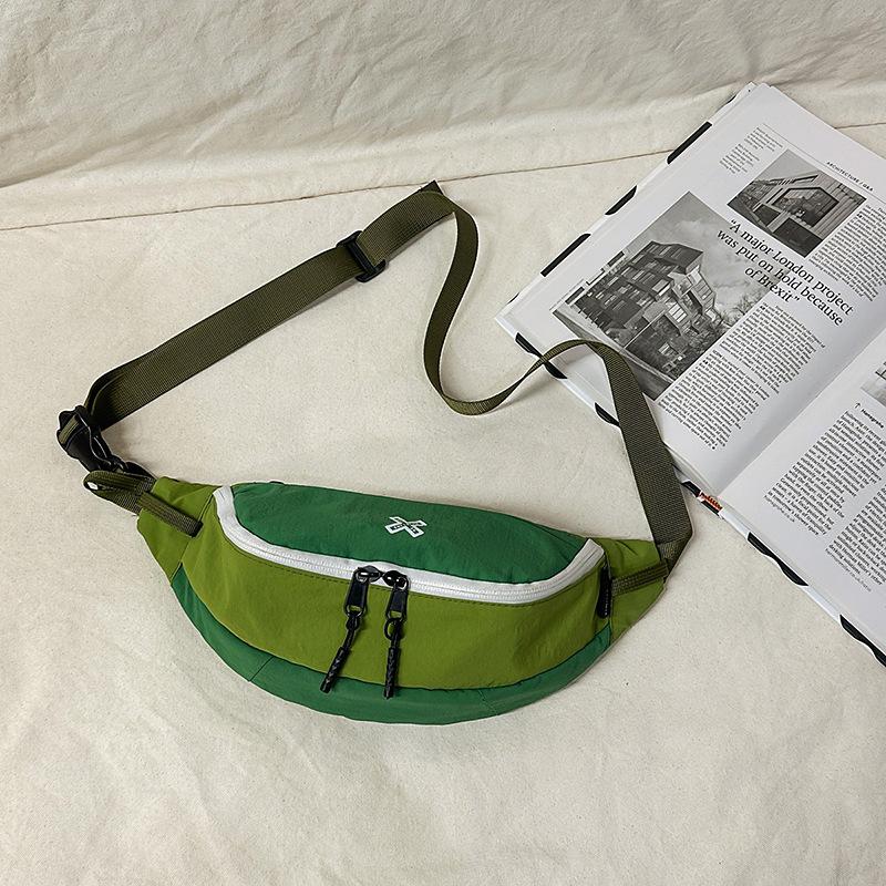 

Трендовая брендовая сумка кросс-боди для женщин Портативная легкая сумка для мобильного телефона Многофункциональная нагрудная сумка и поясная сумка .