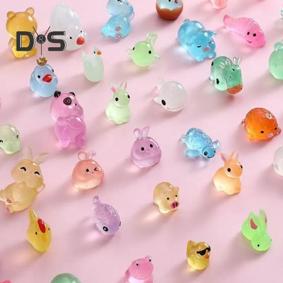 50/100 Pcs Mini Animal Figurines Glow-in-The-Dark Resin Ornaments Tiny Rabbits Dinosaurs Miniature Ornaments for Fairy Garden Micro Landscape Potted