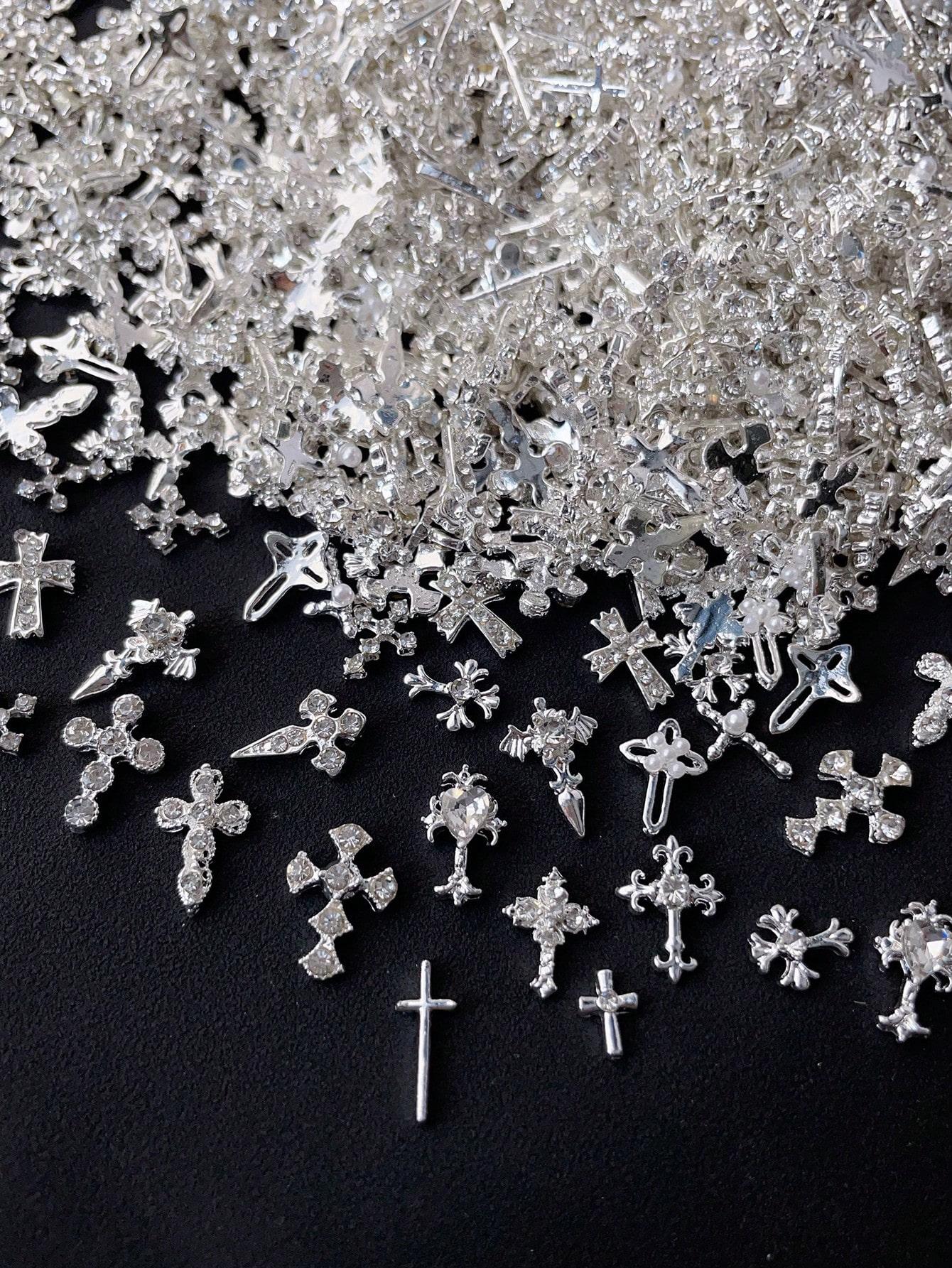 

Суміш 30 шт. Золоті Срібні Підвіски для цвяхів 3D-сплав Метелик Хрест Лук своїми руками для жінок і дівчат