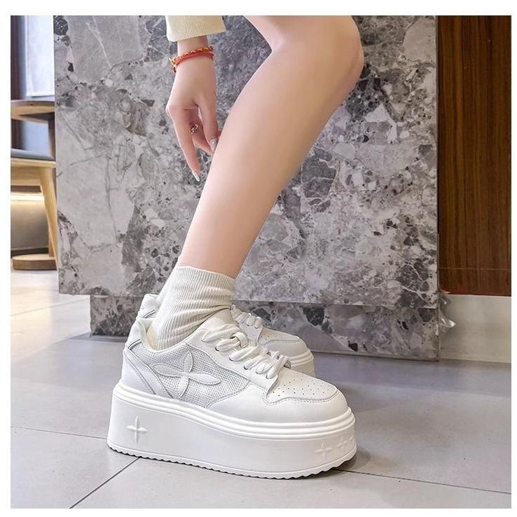 

Туфли белые с толстой подошвой из сетки, женские, весна-лето, новые, дышащие и универсальные, повседневные туфли для сёрфинга с небольшой подошвой 40 белый