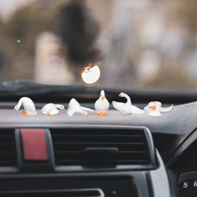 6x Small Goose Statues Car Navigator Screen Office Miniature Goose Figurines Computer Monitor Decor Display TV Monitor Shelf