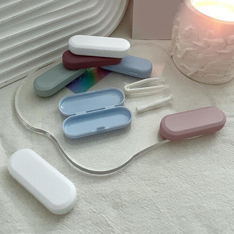 Portable Candy Color Contact Lens Case Kit 1Pcs Eye Care Organizer for Students Travelers and Professionals