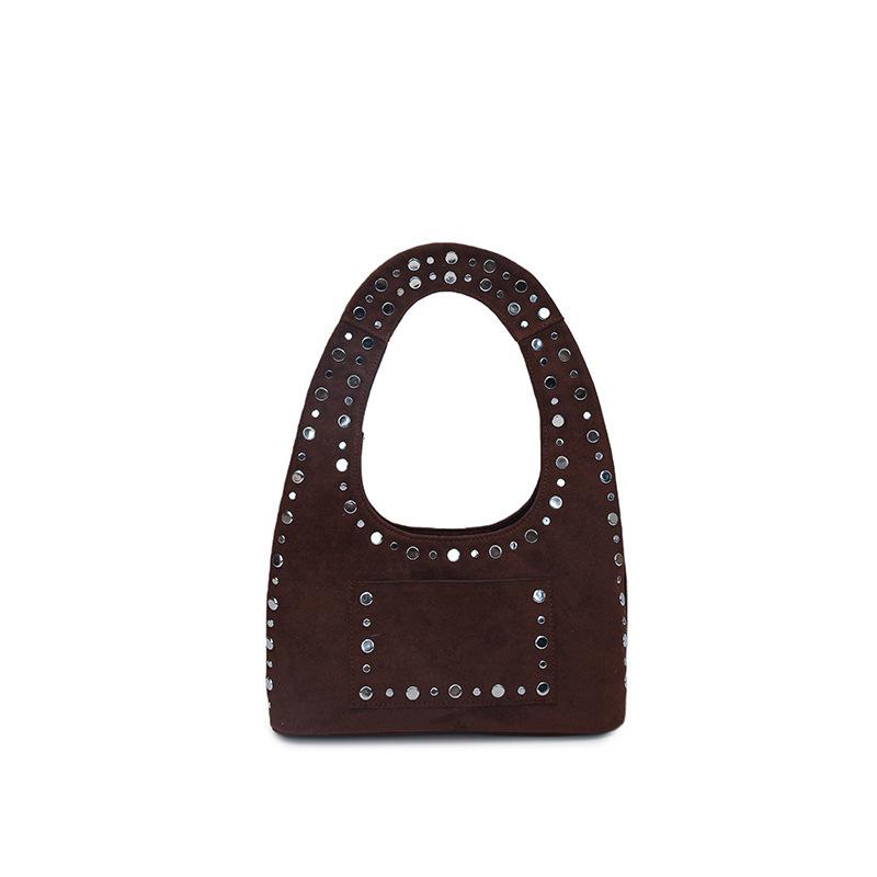 Retro rivet single shoulder armpit bag fashion locomotive bag oil wax leather simple wind large capacity tote handbag