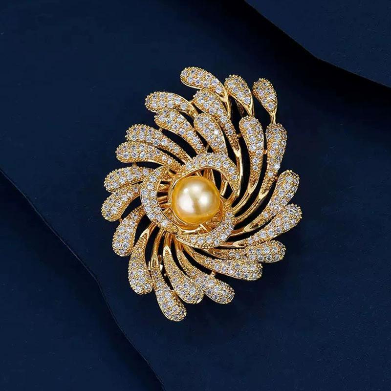 Vintage Pearl Inlaid Colored Diamond Brooch Fashionable And Versatile Brooch