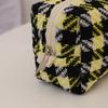 Ins Small Fresh Green Grid Love Embroidered Makeup Bag Canvas Cute Cosmetics Organizer Travel Wash Bag Student Stationery Pouch