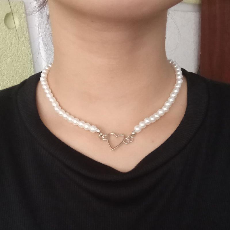 Imitation Pearl Heart Pendant Necklace - Women's Light Luxury Versatile Choker