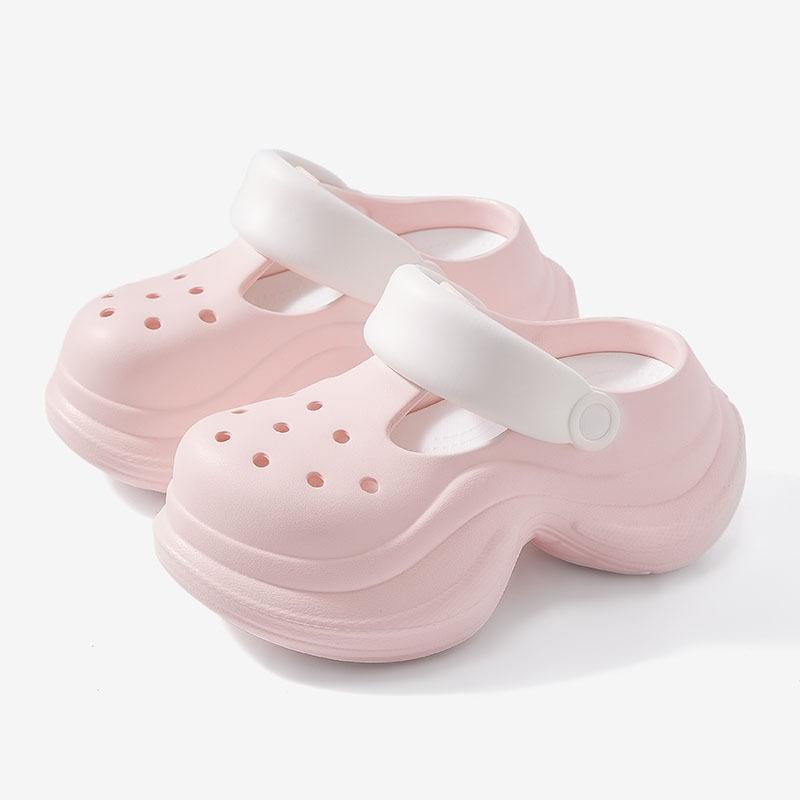 Thick-soled hole shoes women's 2025 new summer outer wear wedding dress artifact heightened heel non-slip sand sandals slippers