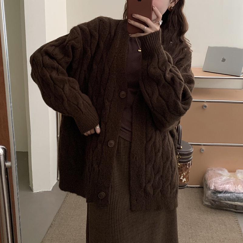 Autumn/Winter 2023 Korean-Style V-Neck Cable Knit Cardigan - Fashionable, Versatile Knitwear