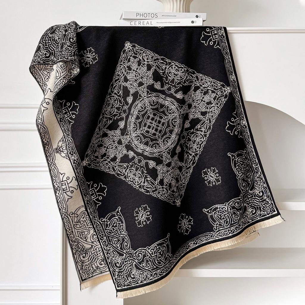 High-End Scarf Women'S Winter Imitation Cashmere Decorative Warm Air Conditioner Towel With Retro Thickened Travel Long Towel