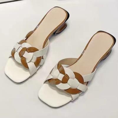 Sapatos de mulher – Sandálias de salto