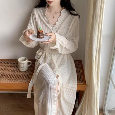 Bata de baño de longitud media con borde de volantes para mujer - Color liso, Estilo Primavera y Otoño Ropa de dormir