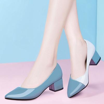 Spetsig tå med mellanhöga klackar Damskor Vår och Höst Dam Pumps 2025 Trend Bekväma Eleganta Populära Skor Grossist