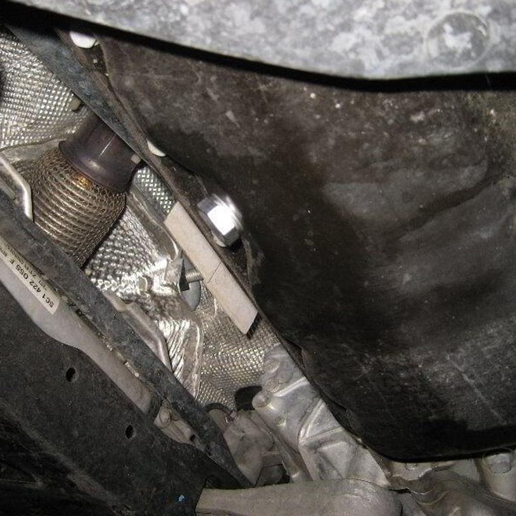 Engine Screw Bolt Oil Drain Sump Plug Washer N90813202 For VW Beetle Eos Golf GTI Jetta Passat Tiguan