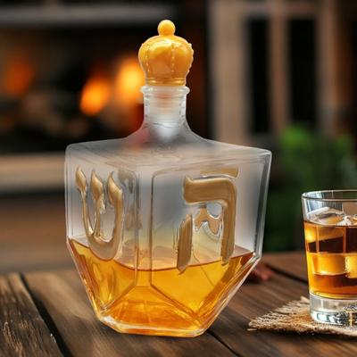 Dekantér na whisky s tématem Chanuky Skleněná láhev s dekorativní zátkou Unikátní dekantér na likér pro sváteční dárky, domácí barový displej