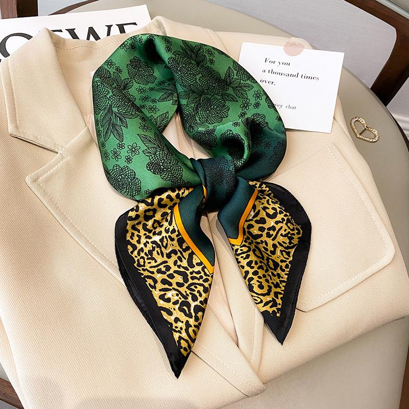 Elegant Floral Scarf for Lady Fashion Square Silk Neck Kerchief Bandana Foulard Soft Hairbands Women  New Bufanda